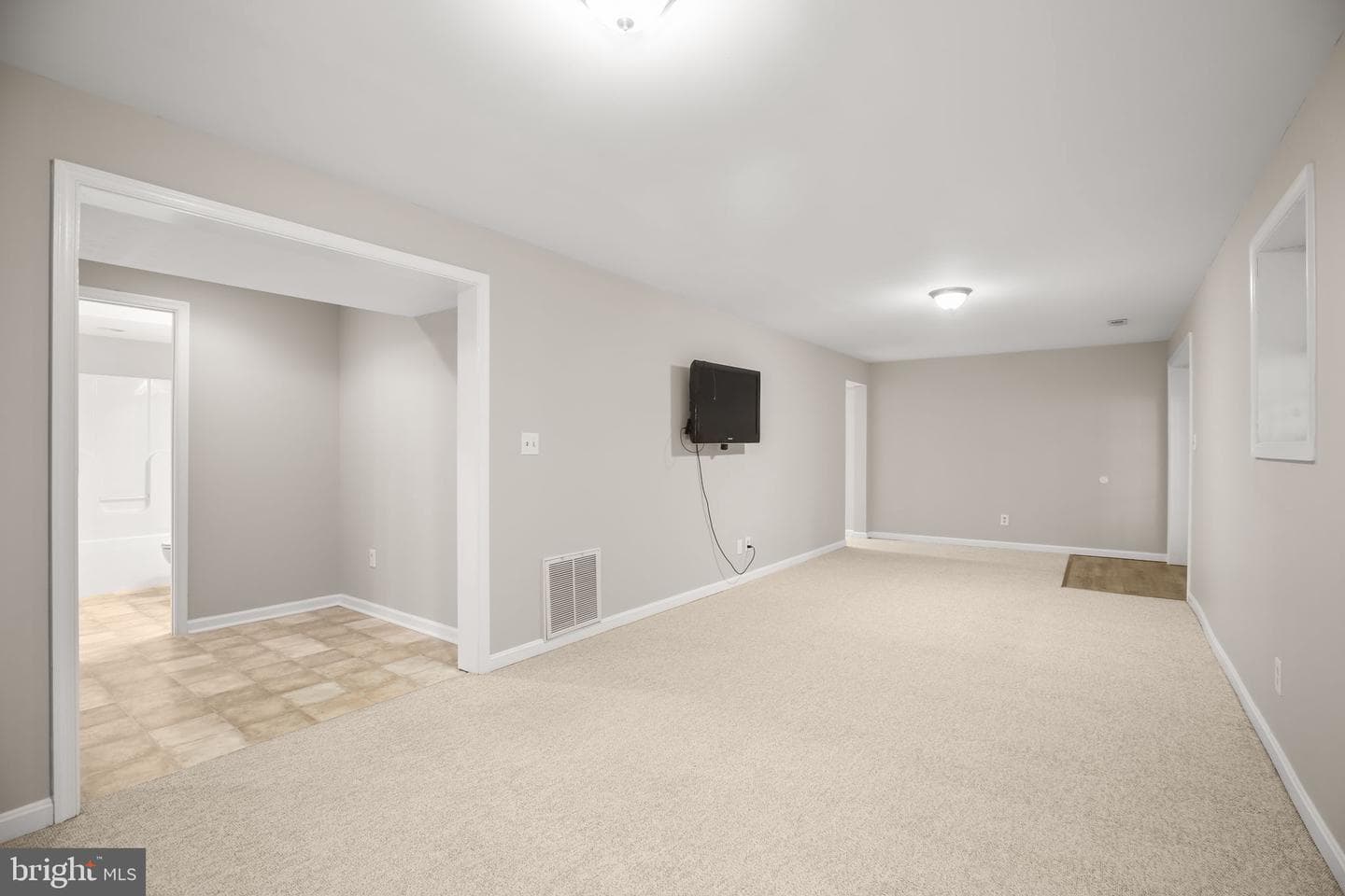 207 Old Landing Court photo 27
