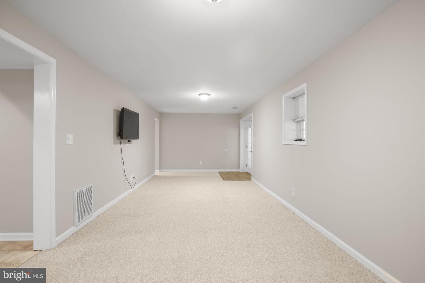 207 Old Landing Court photo 28