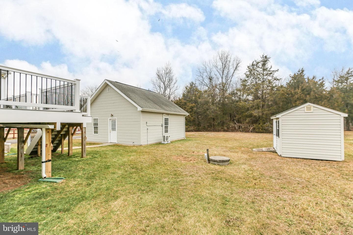 207 Old Landing Court photo 47