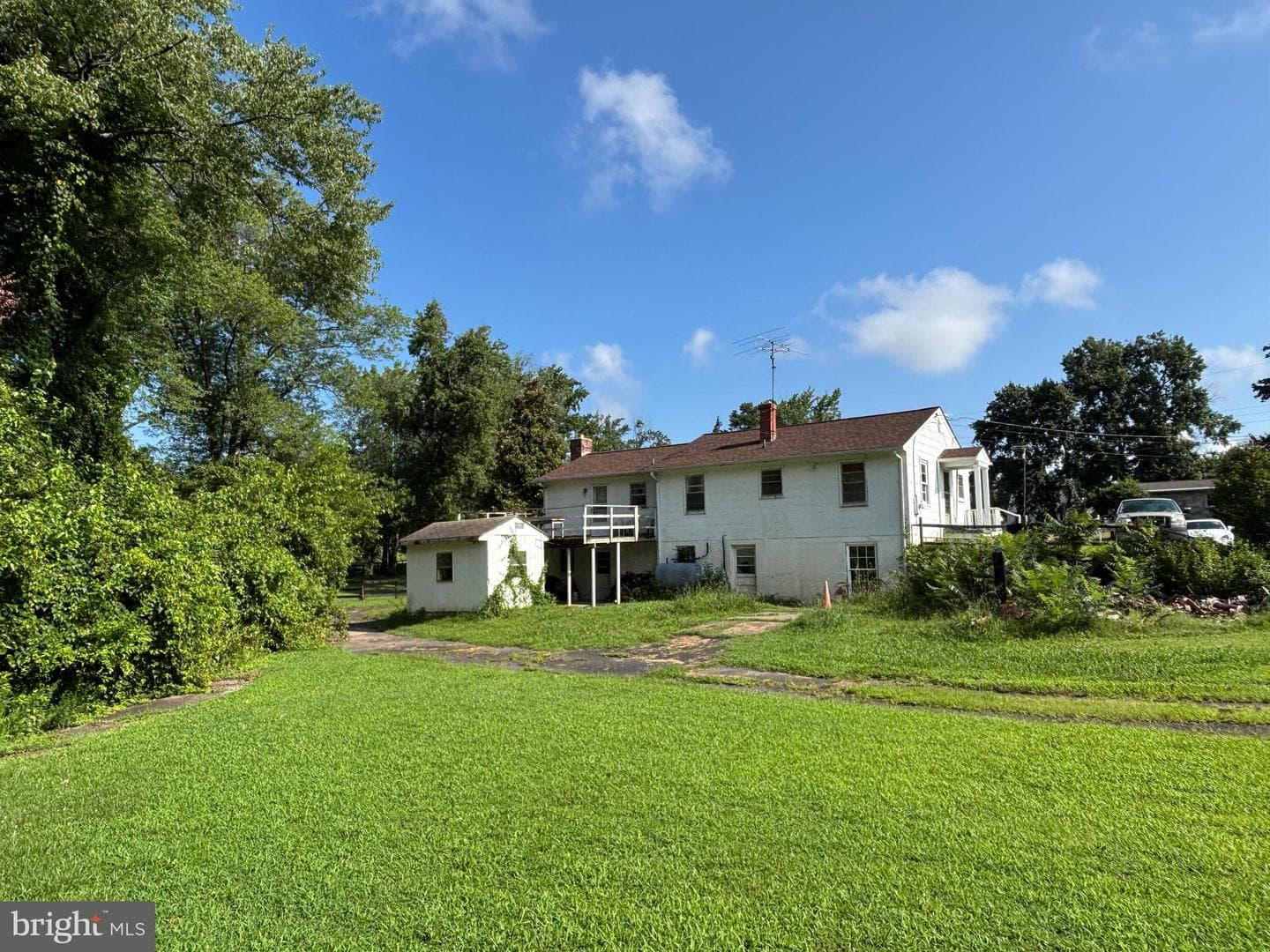 24 Virginia Avenue photo 2