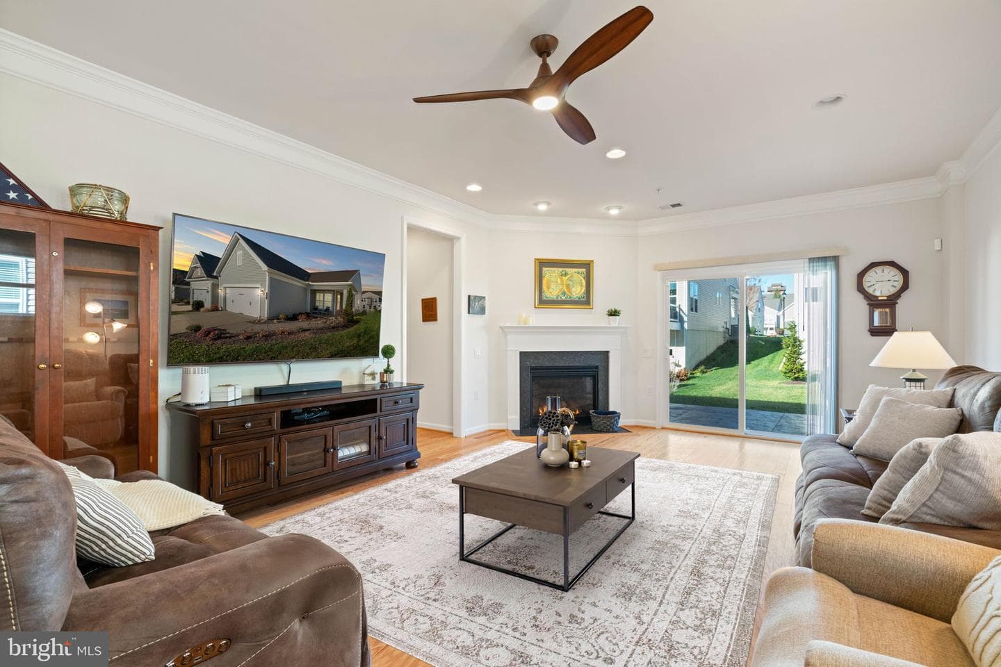 20 Fenwick Drive photo 3