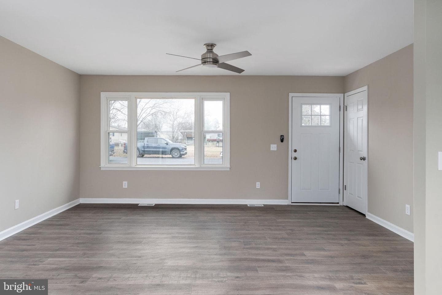 402 Sullivan Drive photo 7