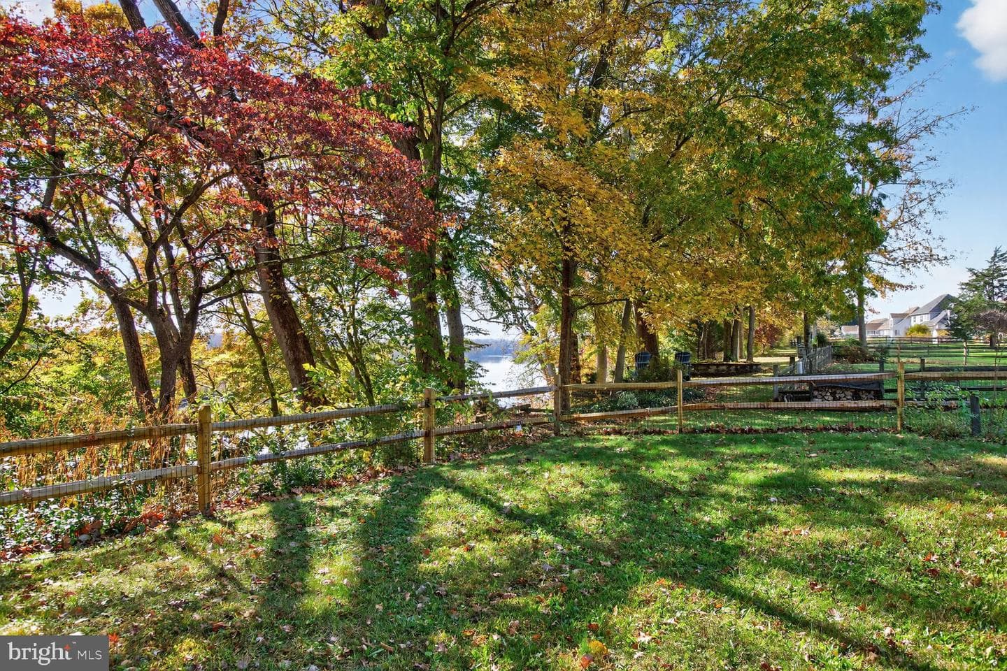 110 Old Landing Court photo 46