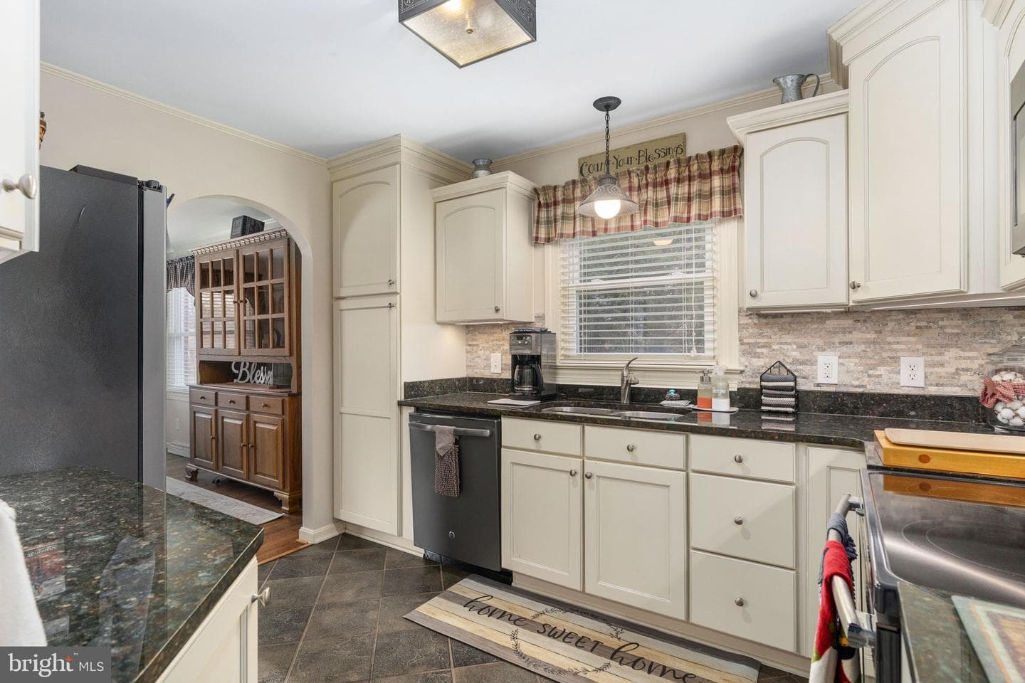 511 Ferry Road photo 19