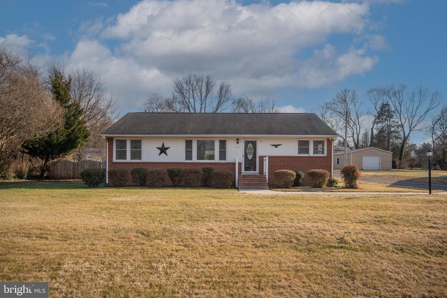 511 Ferry Road photo 6