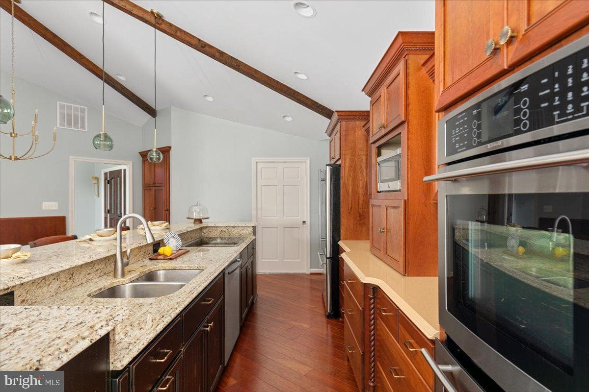 106 Shady Cove Lane photo 22