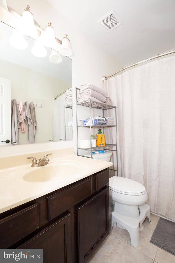 386 Ferry Road photo 24