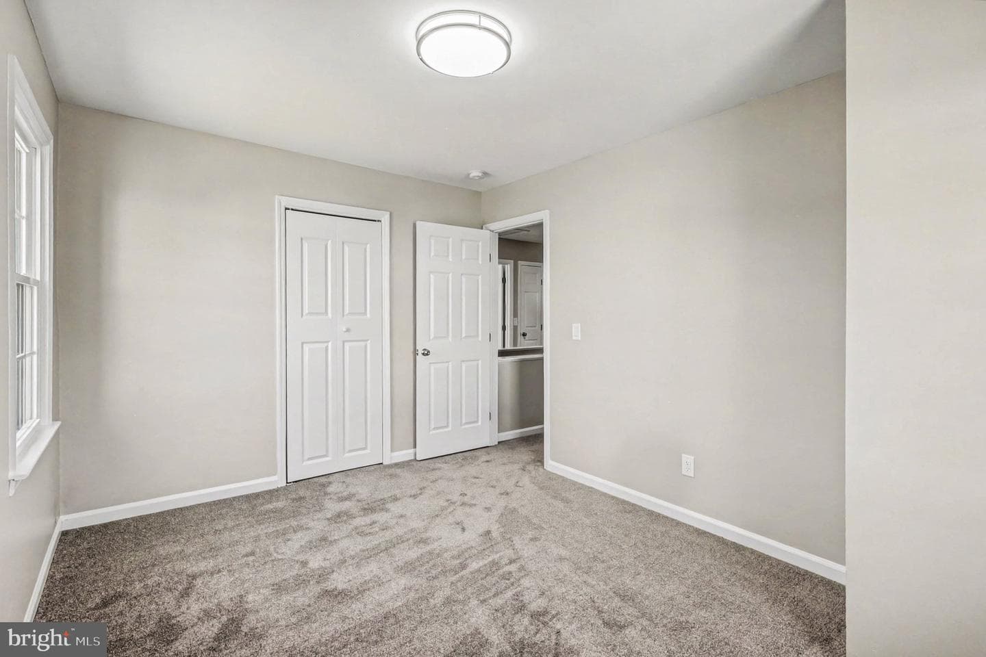 1619 Meadow Drive photo 18