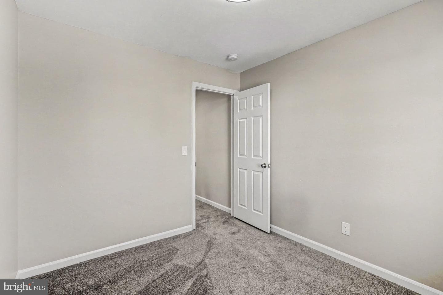 1619 Meadow Drive photo 23