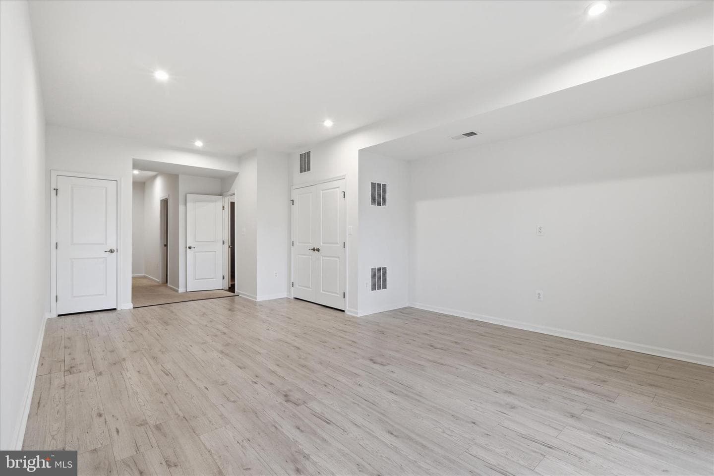 517 View Point Way photo 26