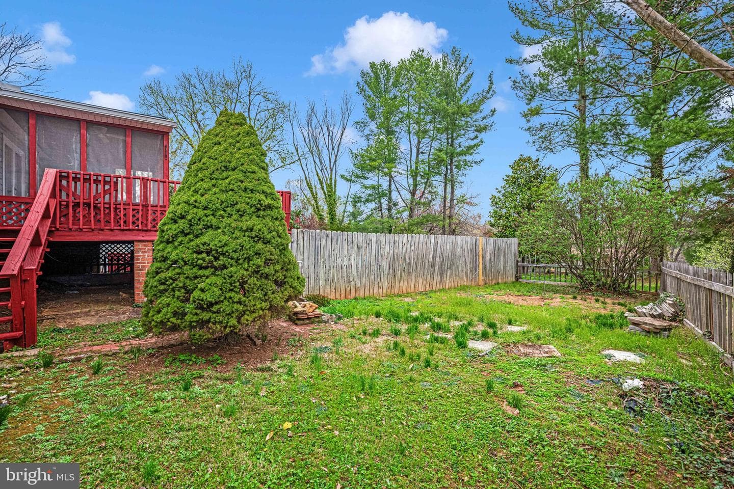 301 Ingleside Drive photo 32