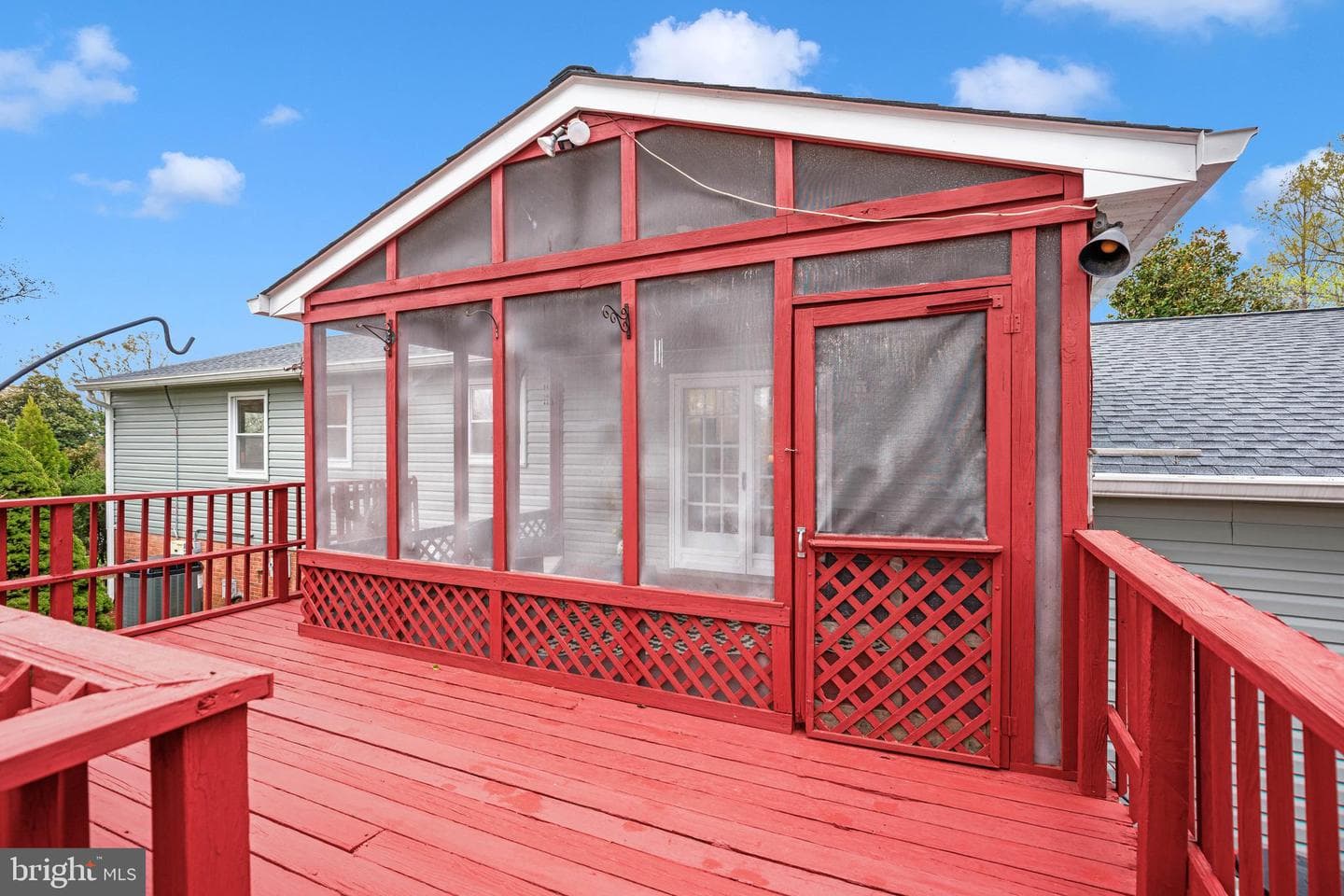 301 Ingleside Drive photo 37
