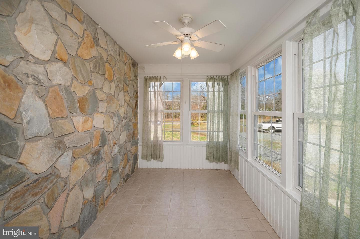 48 Belle Plains Road photo 20