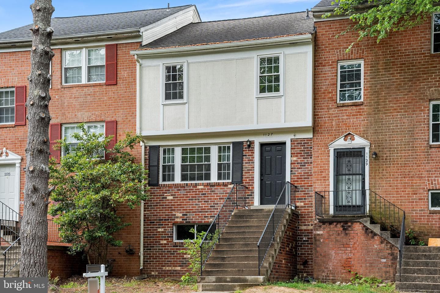 1127 James Madison Circle photo 8