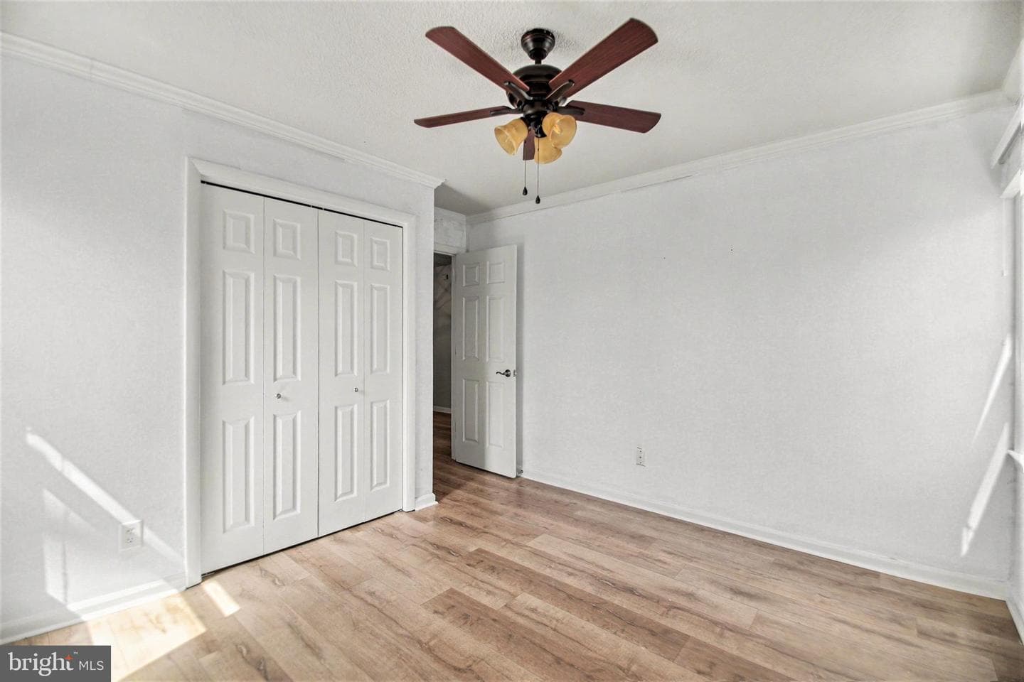 2030 Victoria Drive photo 29