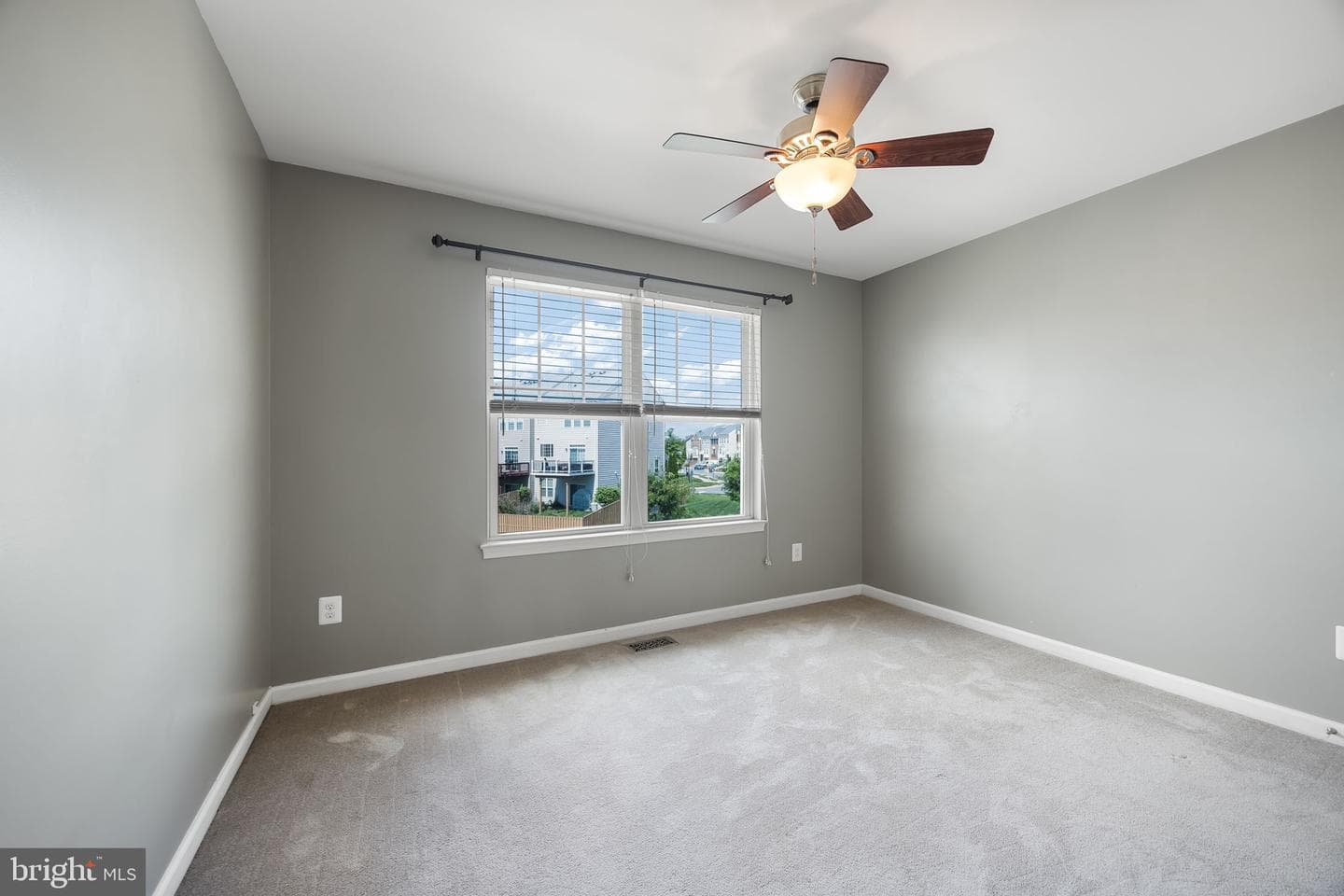 7 Coulter Lane photo 27