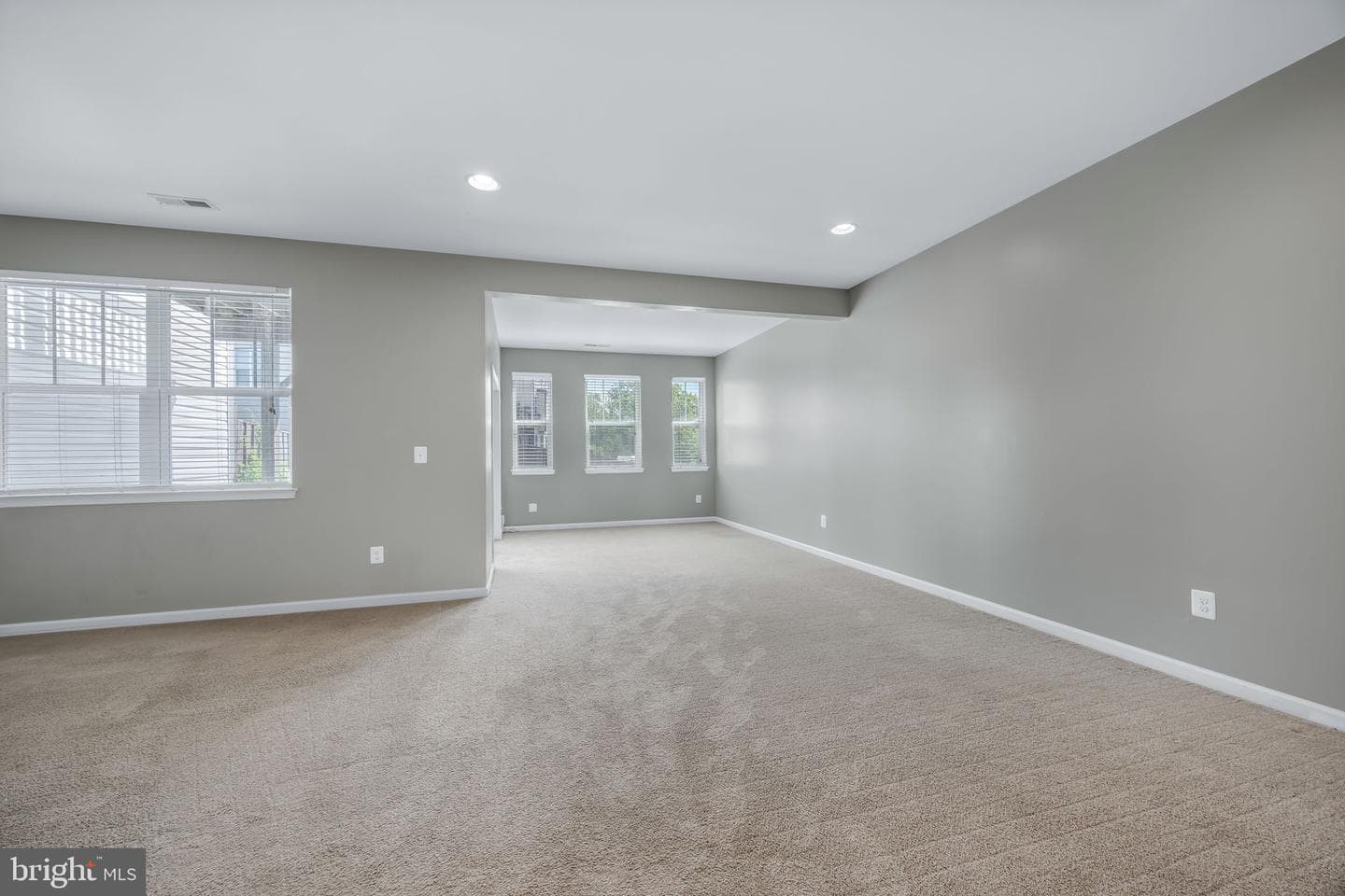 7 Coulter Lane photo 30