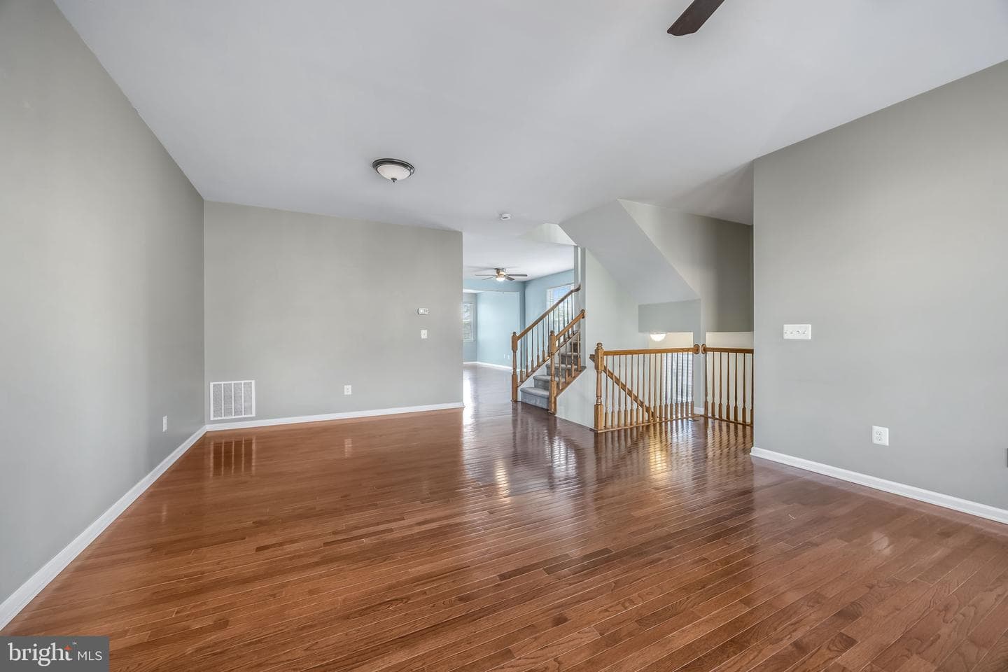 7 Coulter Lane photo 7