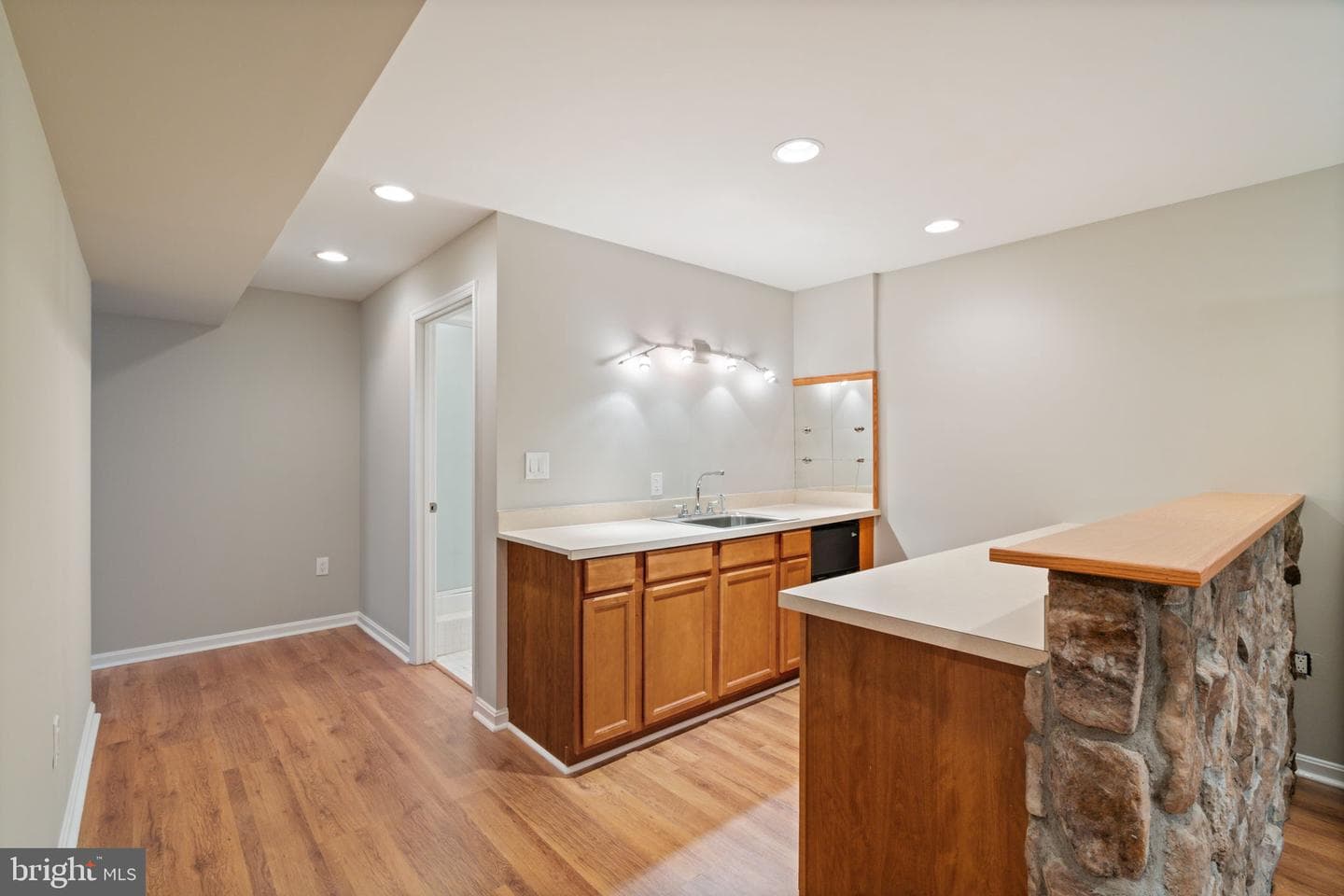 19 Windrush Court photo 53