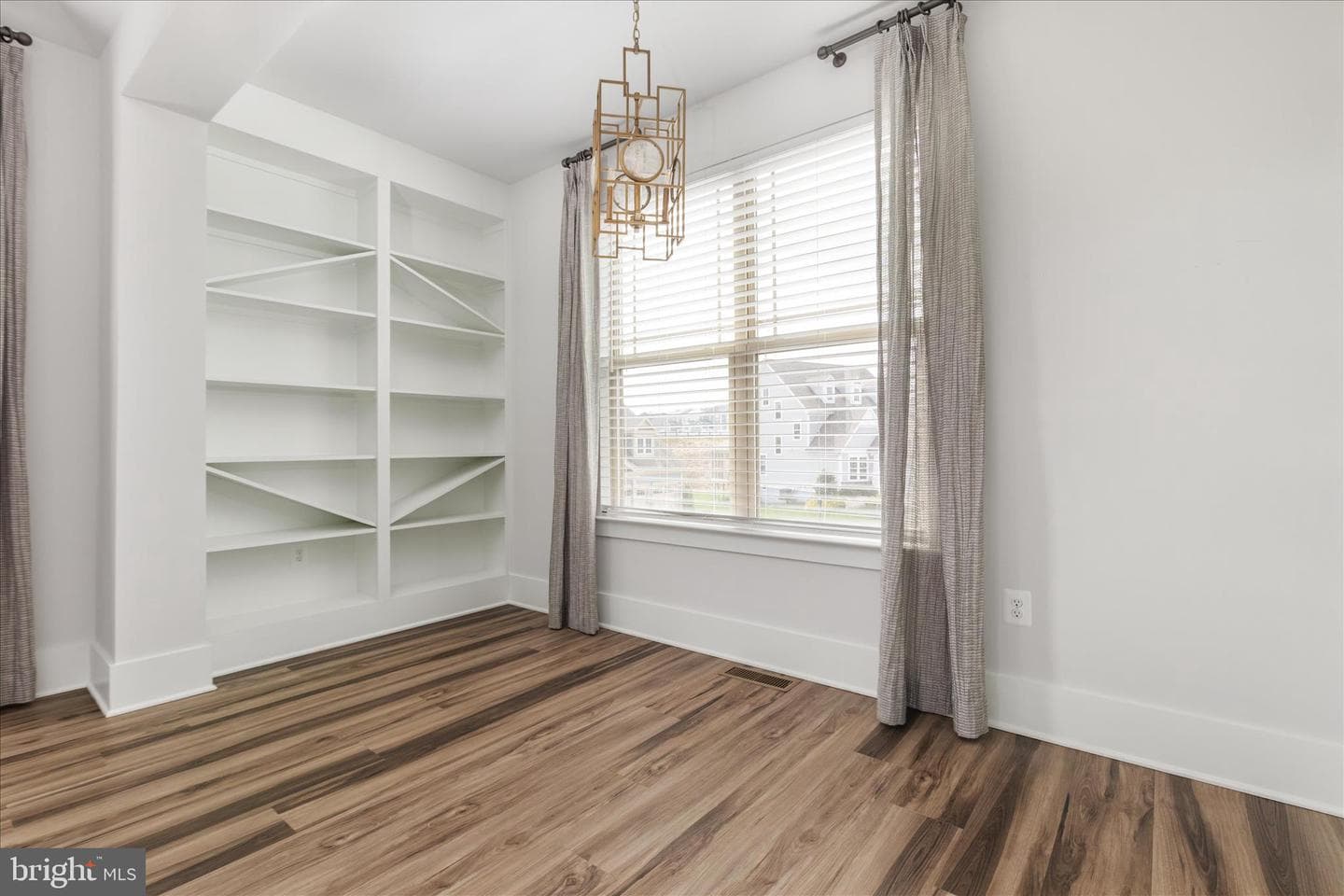 515 Sourwood Court photo 47