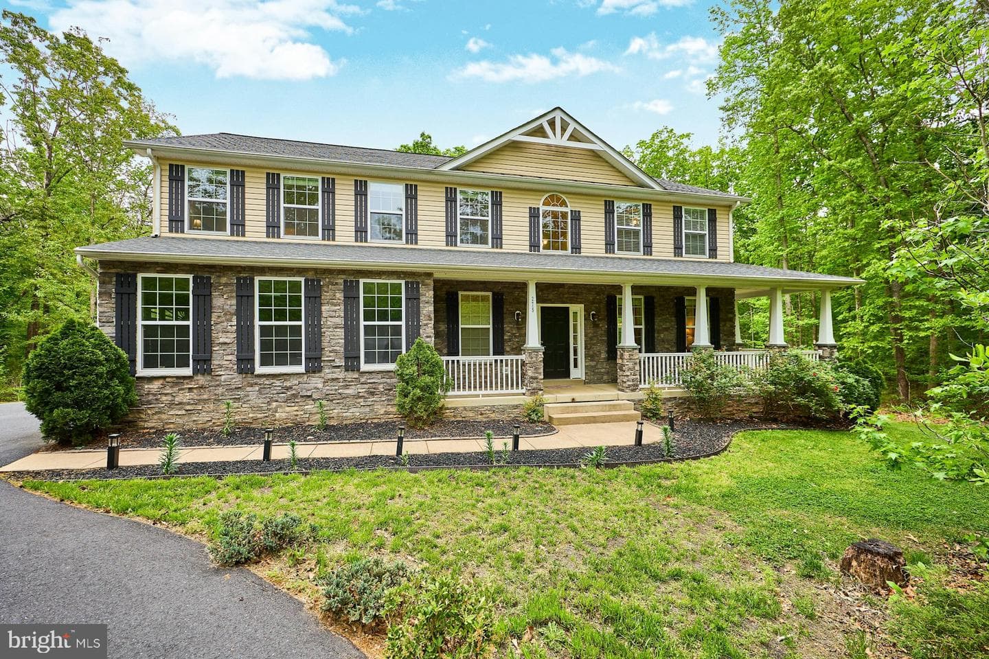 275 Cropp Road photo 1
