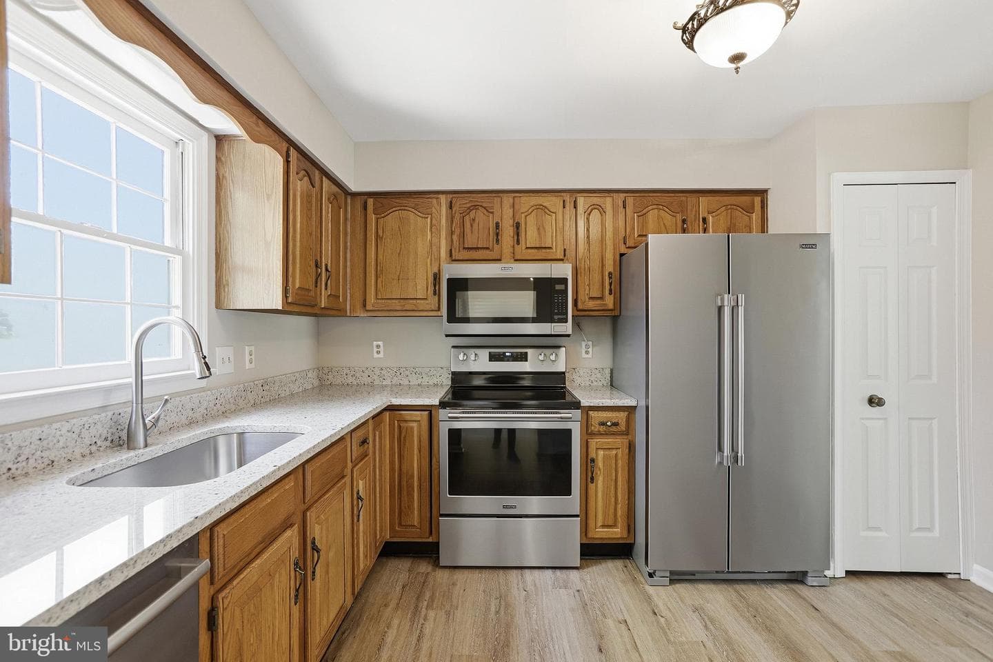 6 Lord Fairfax Drive photo 12
