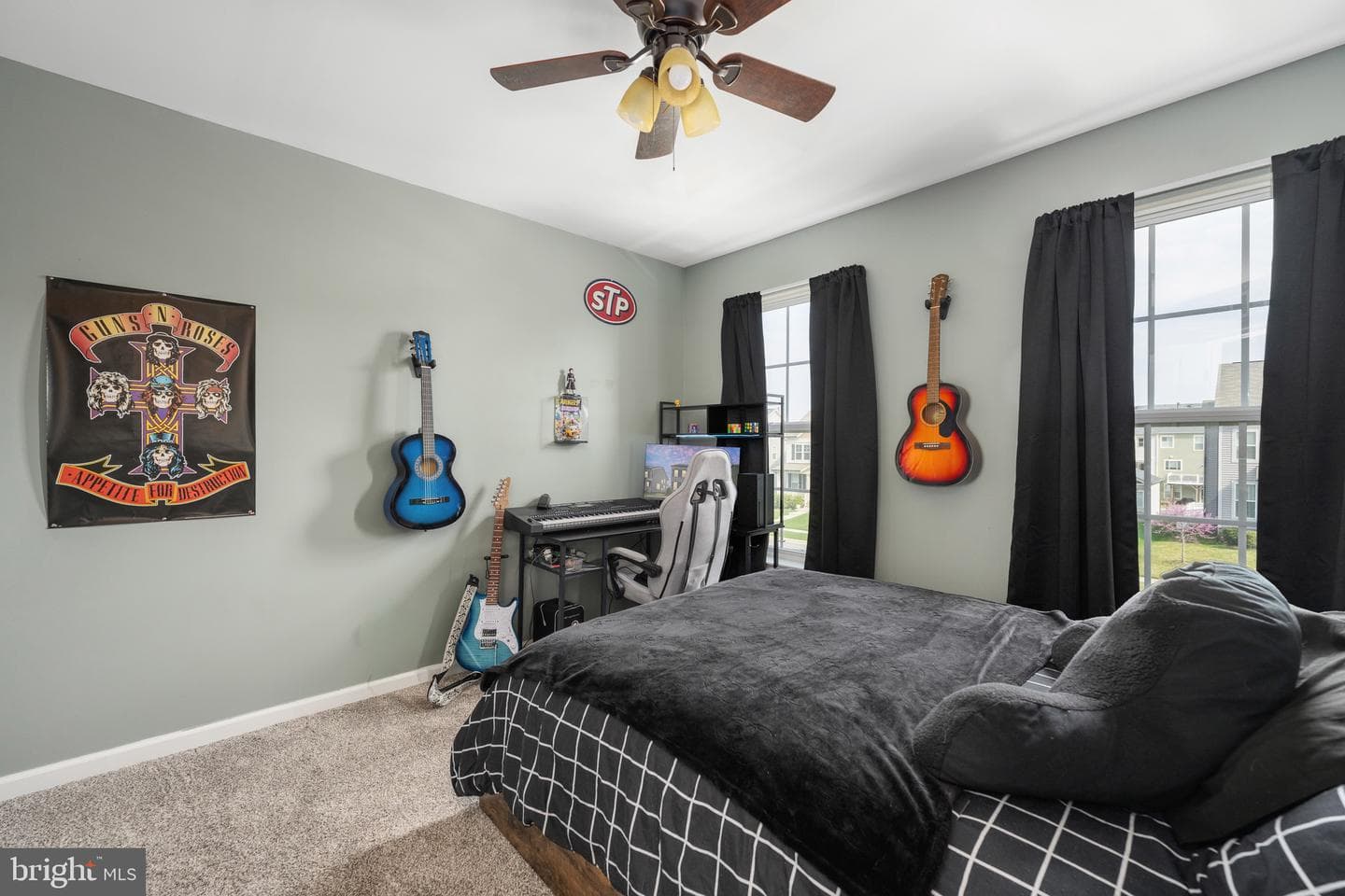 960 Coastal Avenue photo 37