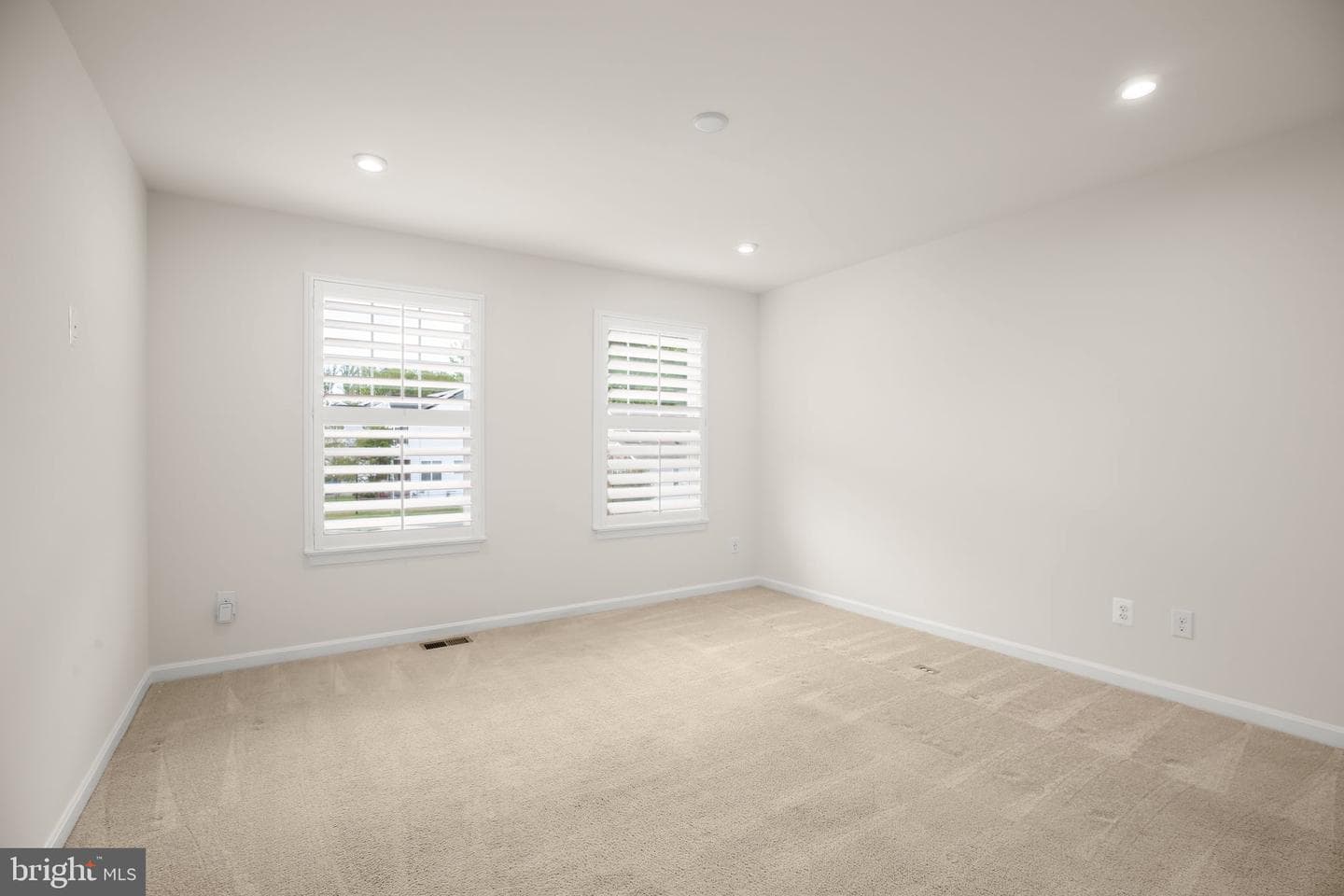 316 Arboretum Lane photo 17