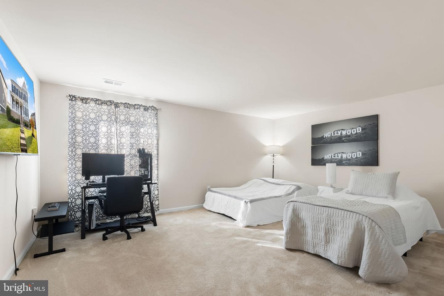 220 Almond Drive photo 30