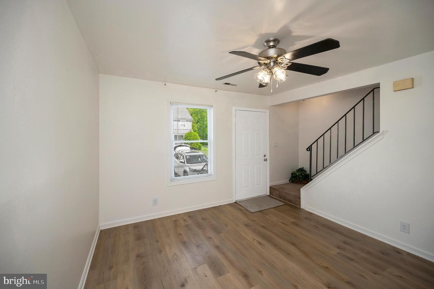 308 Surry #128 photo 11