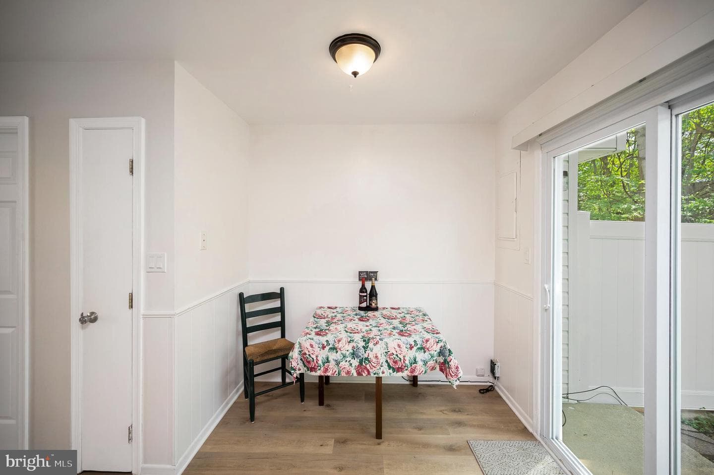 308 Surry #128 photo 15