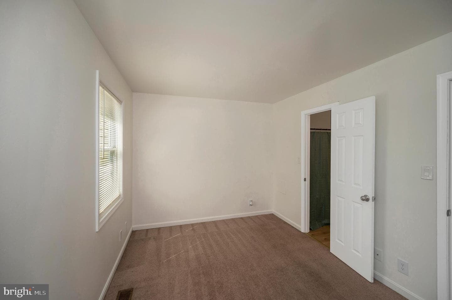 308 Surry #128 photo 29