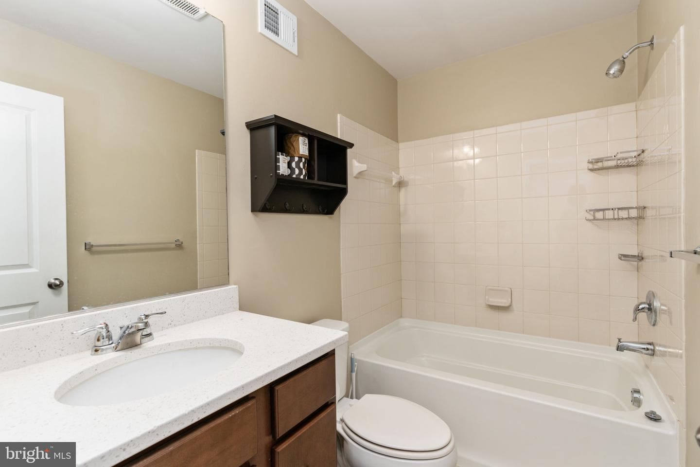 424 Honeyberry Lane photo 28