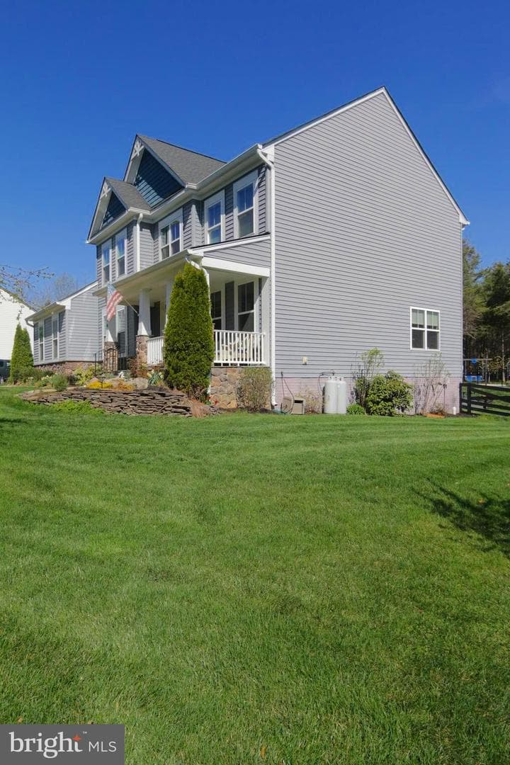 114 Bennington Way photo 58