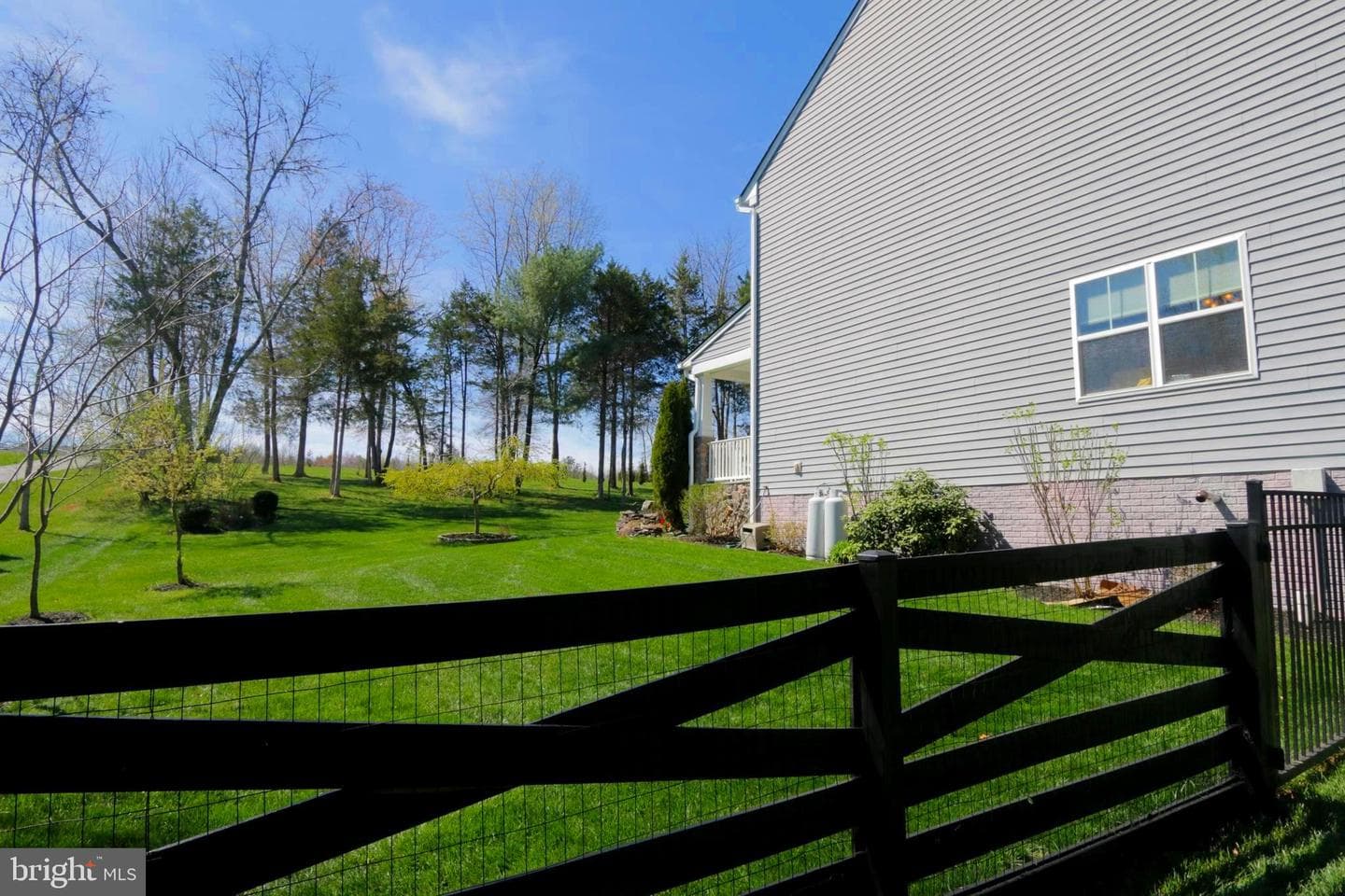 114 Bennington Way photo 61