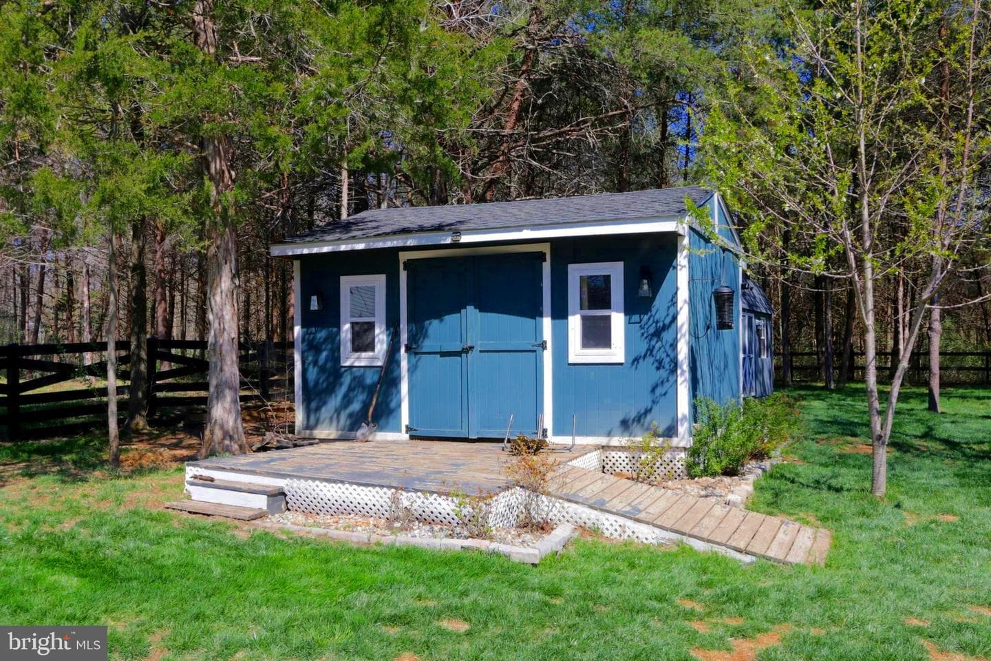 114 Bennington Way photo 68