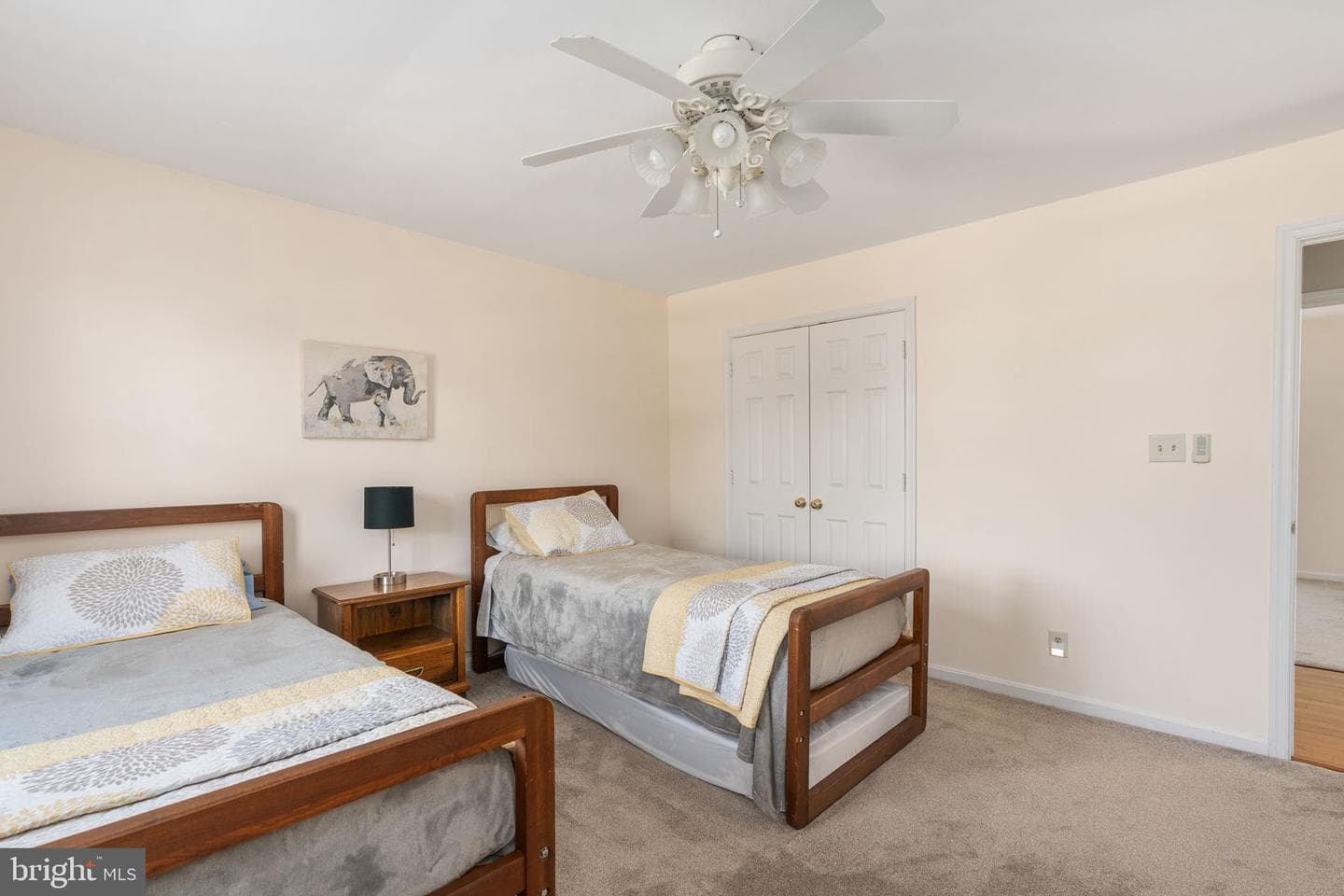 80 Cardinal Forest Drive photo 102