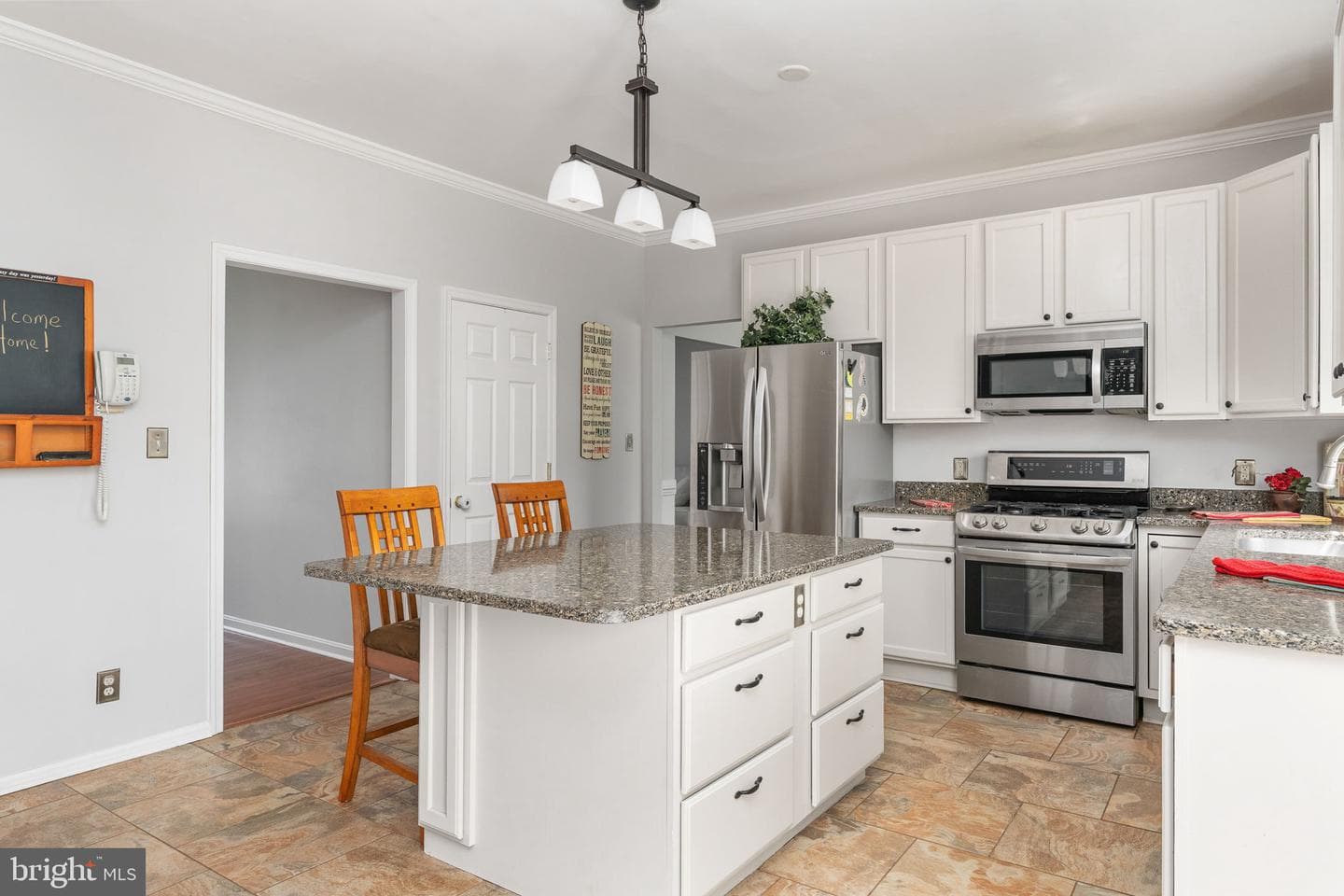 80 Cardinal Forest Drive photo 33