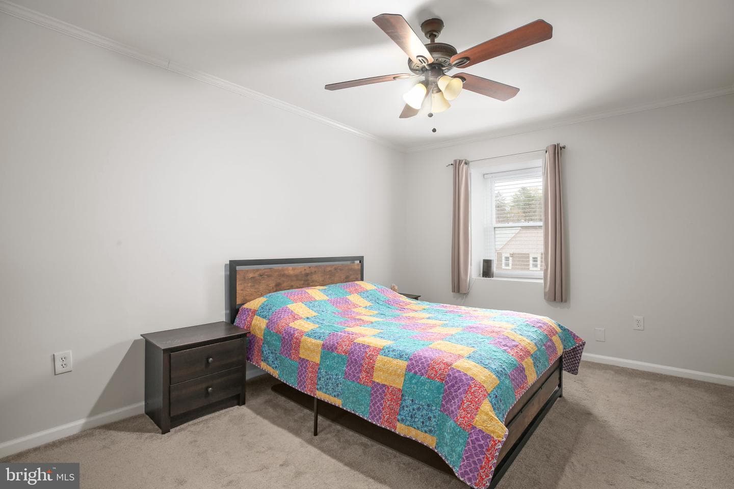 1109 Thomas Jefferson Place photo 18