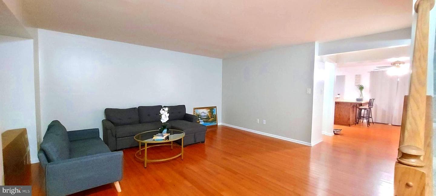 104 Rolling Hill Court photo 3