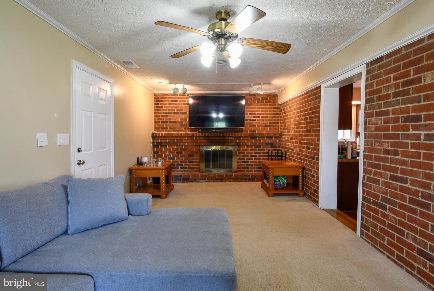 716 Edwards Drive photo 13