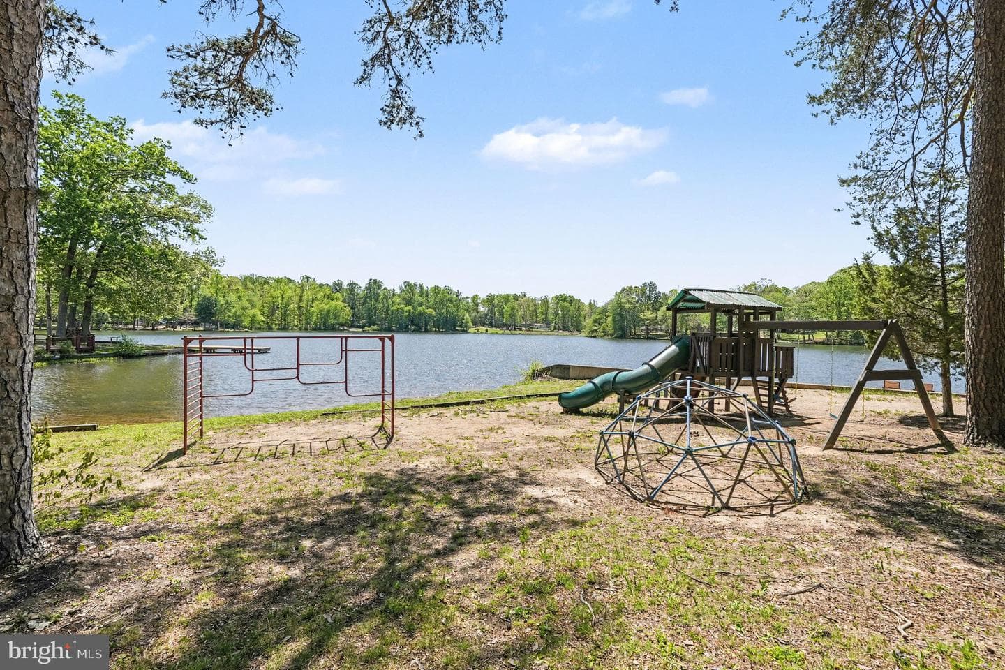 64 Hillcrest Drive photo 28