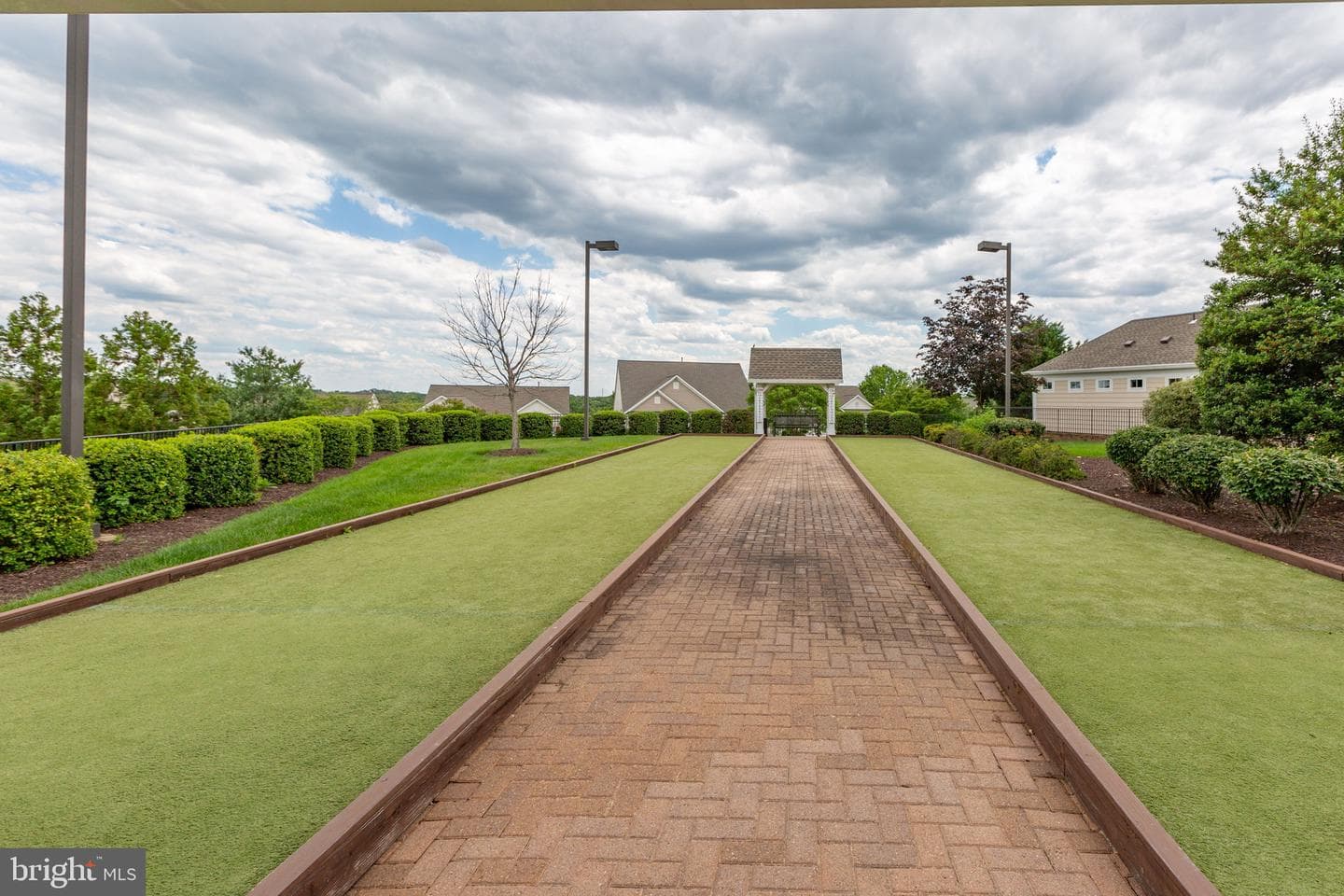 76 Gladstone Drive photo 42