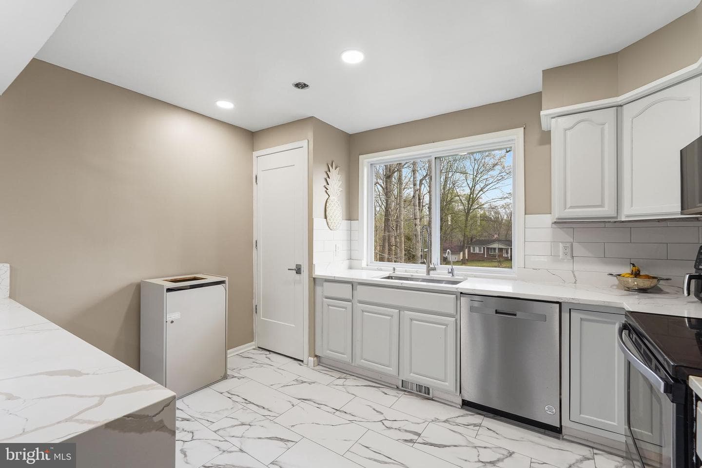 42 Beaver Lodge Road photo 10