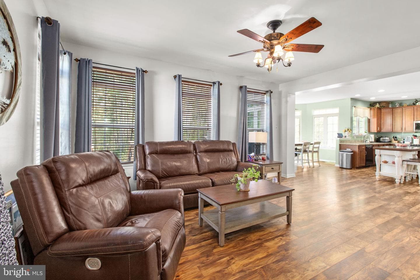 37 Manorwood Drive photo 25