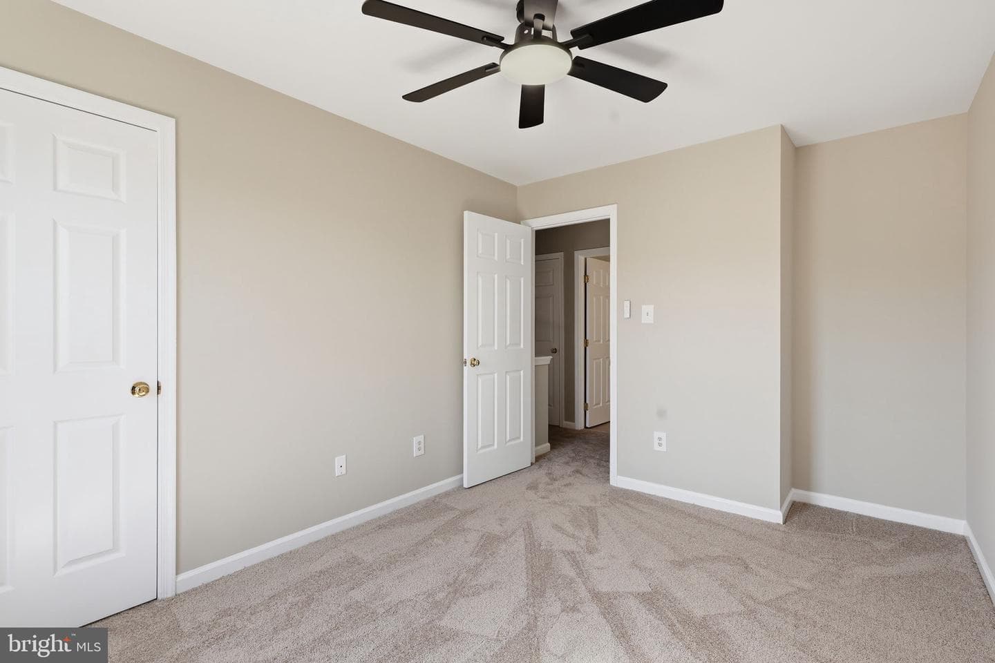 3 Daventry Place photo 24