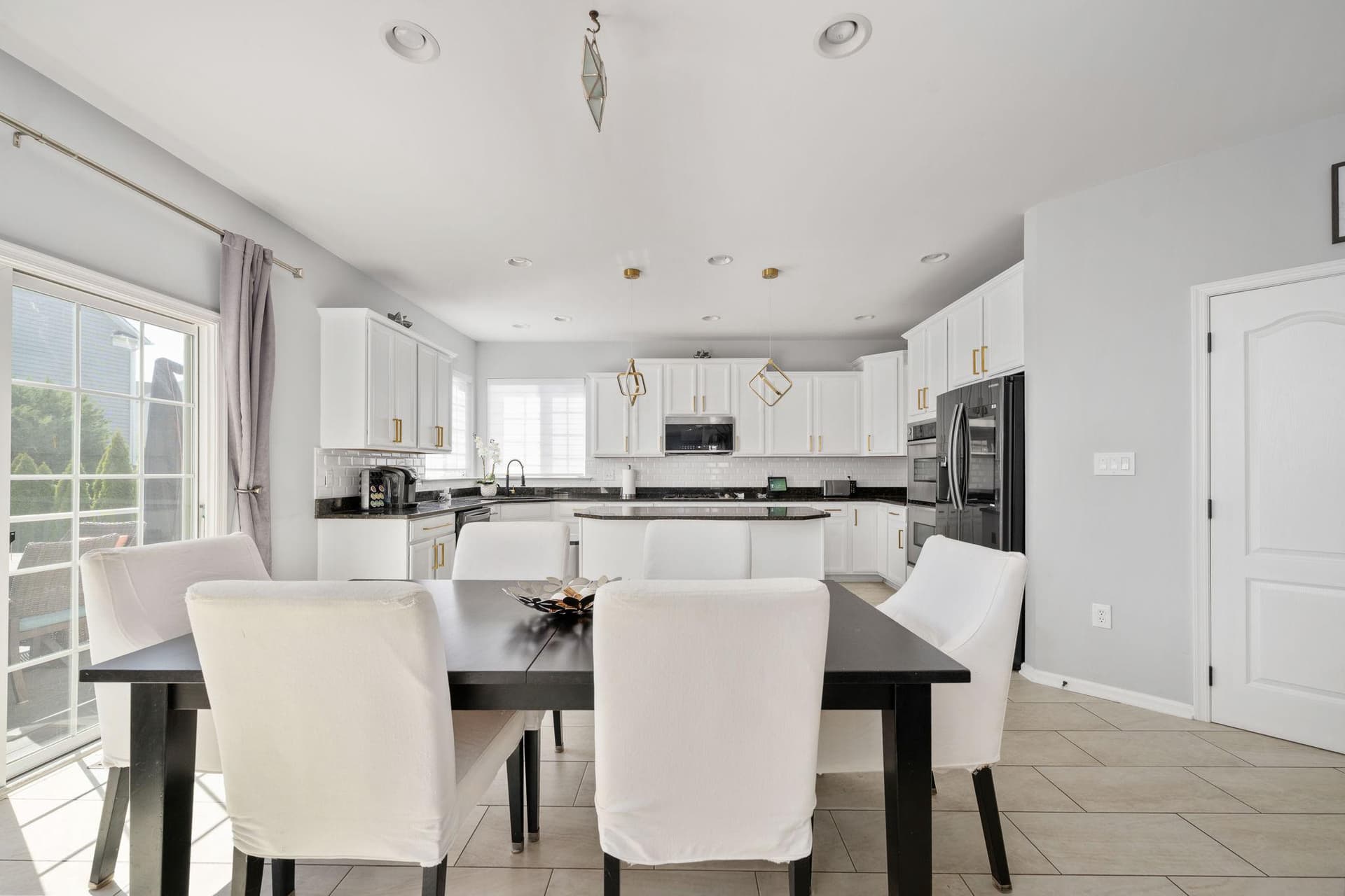 127 Coachman Circle photo 18