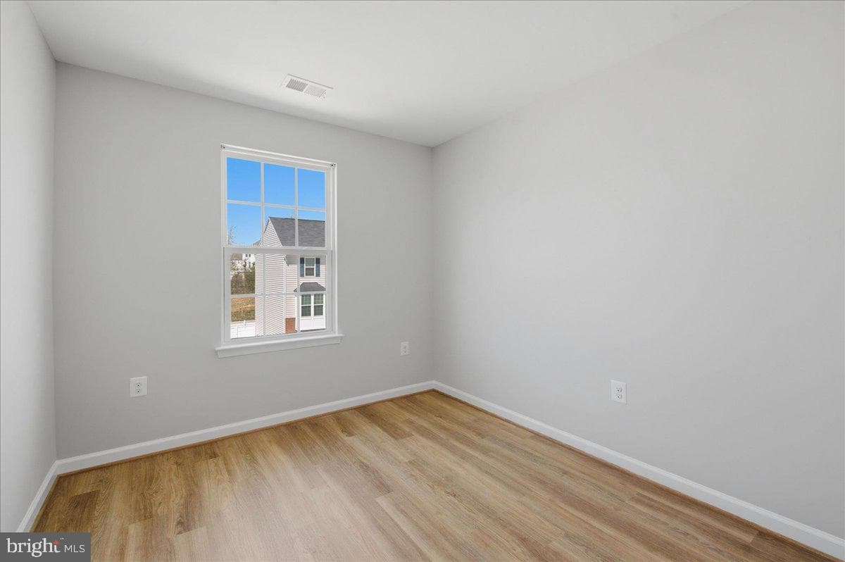 311 Landing Drive photo 23