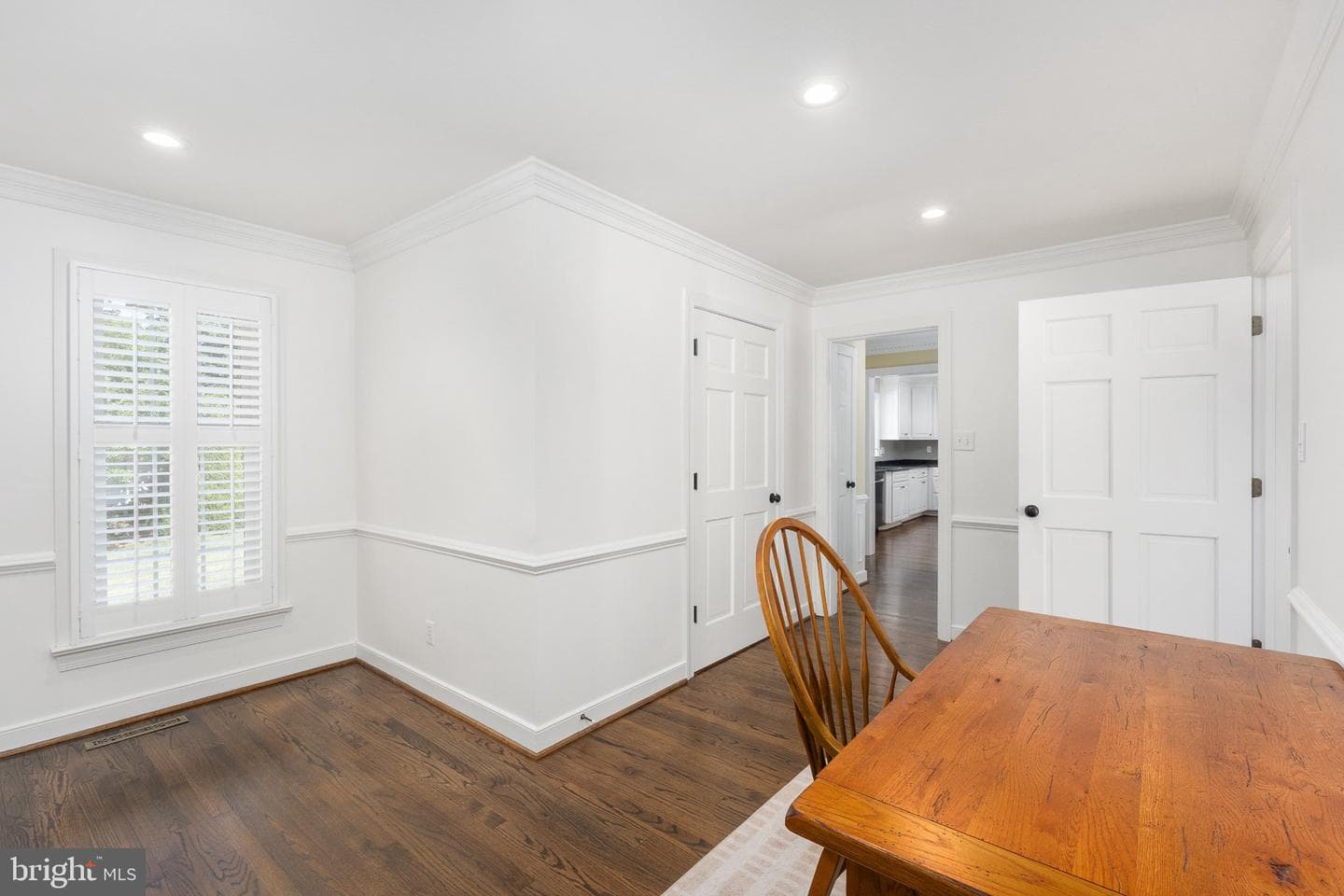 212 Camden Drive photo 21