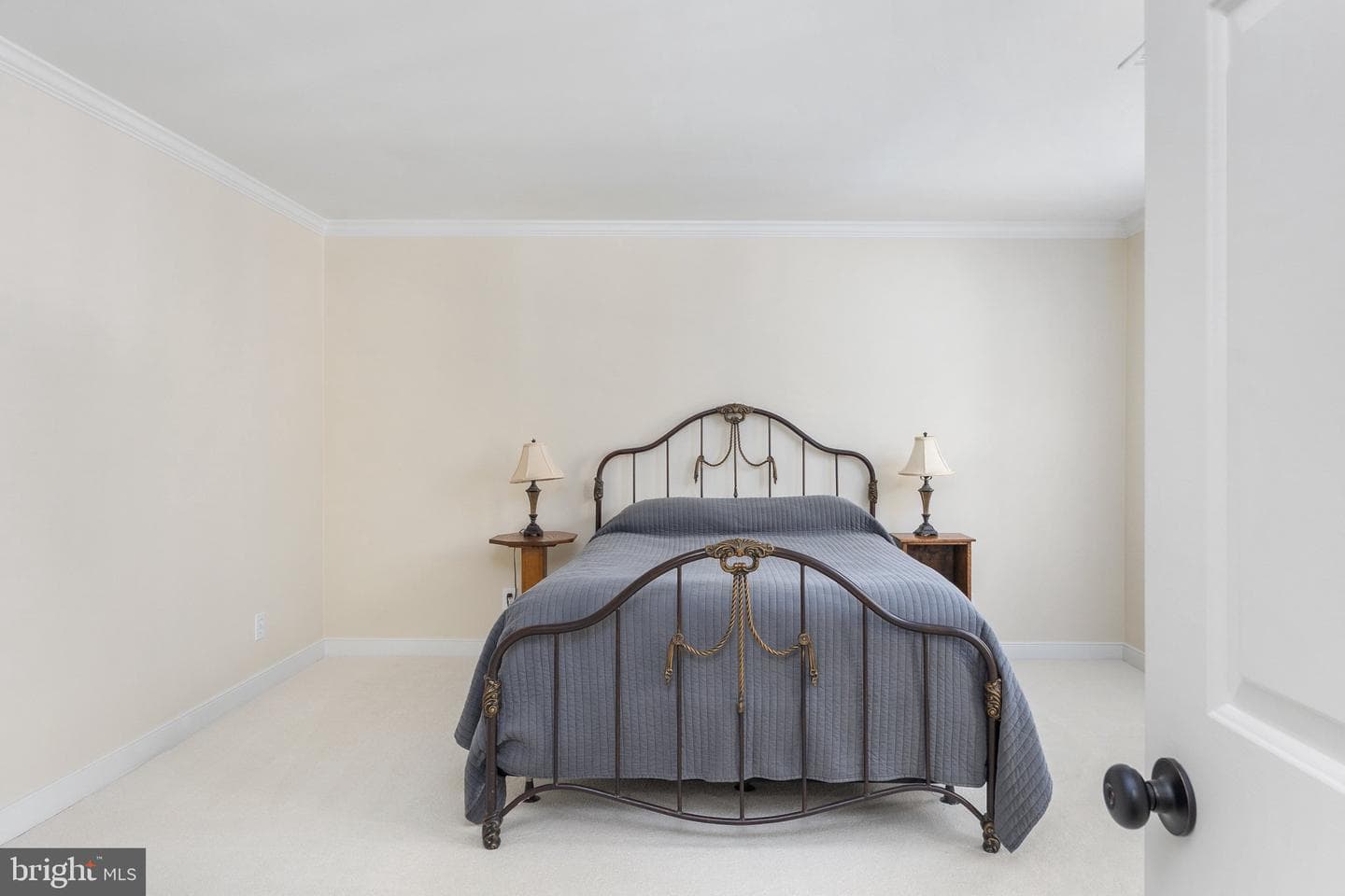212 Camden Drive photo 40